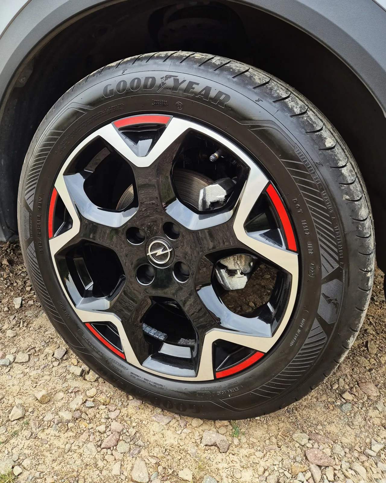 Detailing felg – wyczyszczona i zabezpieczona felga samochodowa