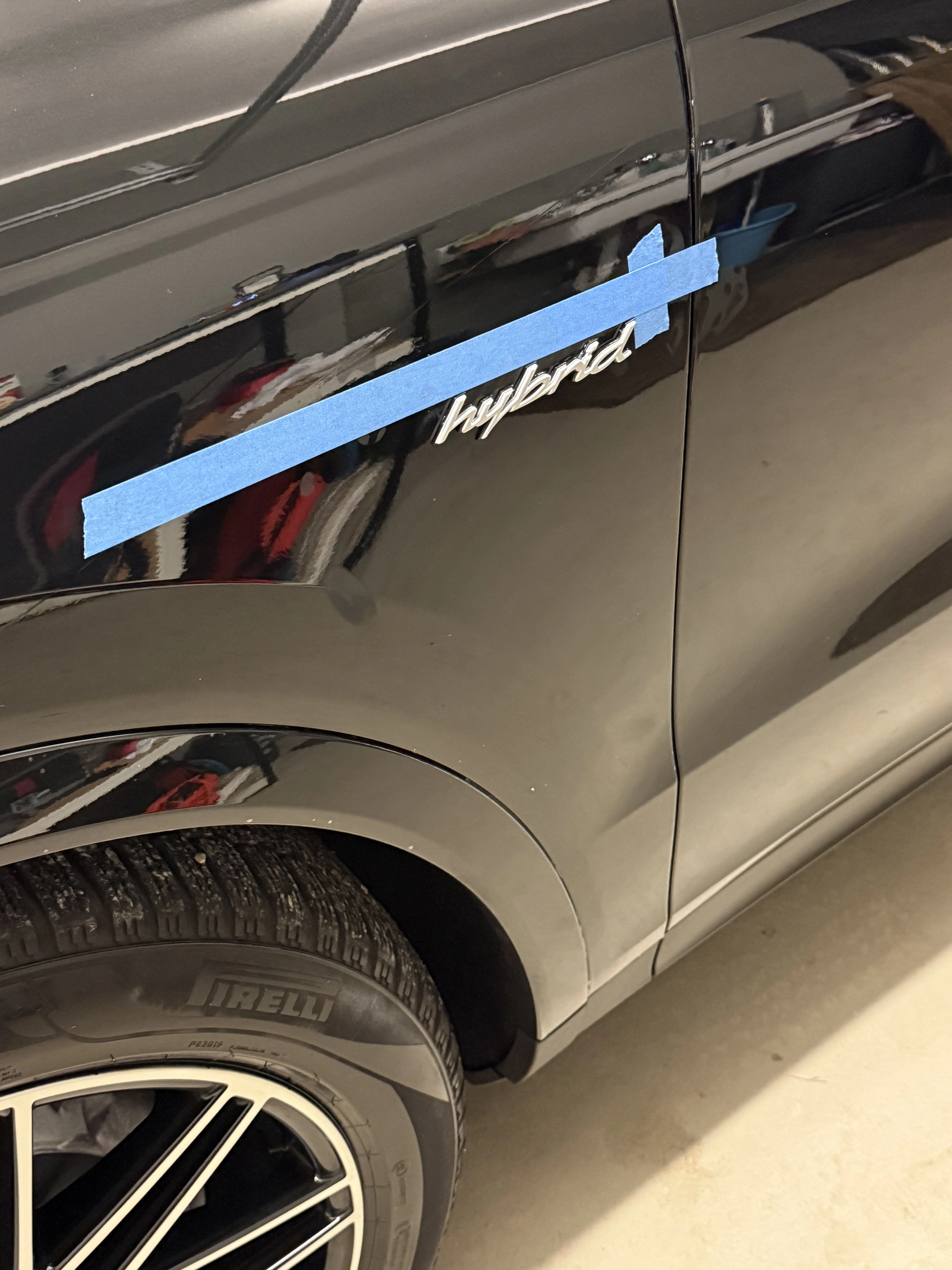 Porsche Cayenne po oklejeniu folią ochronną – detal